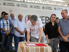 umbuzeiro doce estrada sao jose sabugi foto francisco frança 3 portal 270x202 - Ricardo inaugura abastecimento e autoriza restauração de rodovia estadual