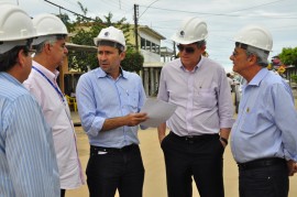 16.08.13 ricardo visita obras fotos jose lins 121 270x179 - Ricardo inspeciona obras que vão beneficiar mais de 40 mil habitantes em João Pessoa