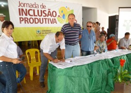 26.08.13 jornada inclusao sao jose espinharas orienta 3 270x192 - Jornada de Inclusão de São José de Espinharas orienta agricultor para vender ao PNAE