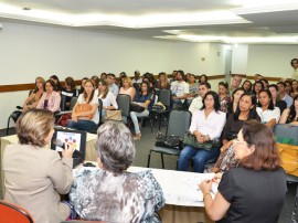 DIEGO NÓBREGA Reunião do Mais Educação Xenius Hotel 1 270x202 - Governo realiza encontro para discutir Mais Educação e Saúde na Escola