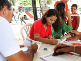 saude +10 FOTO Ricardo Puppe 270x202 - PB entrega mais de 38 mil assinaturas do Movimento Saúde +10 em Brasília