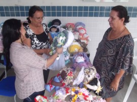 seap exposicao de bonecas penitenciaria feminina e extensao da uepb 6 270x202 - Projeto promove cidadania na penitenciária Júlia Maranhão