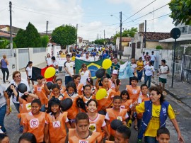 see Caminhada Pela Paz no Trânsito Esc Maria do Carmo Miranda foto diego nobrega 6 270x202 - Escola Estadual realiza projeto ‘Se movendo pelo bairro’ em Jaguaribe