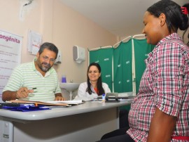 11.09.13 hospital frei damiao gestantes  ana kely fotos walter rafael 1 270x202 - Bom atendimento para gravidez de alto risco aumenta demanda na Frei Damião