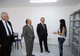 16.09.13 visita hoje serroto 3 270x192 - Representante do Senado conhece Serrotão e diz que presídio é exemplo para o Brasil