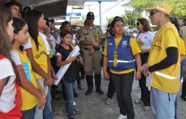 27.09.13 comando educativo mangabeira snt 7 270x173 - Estudantes participam de atividades na Semana Nacional de Trânsito