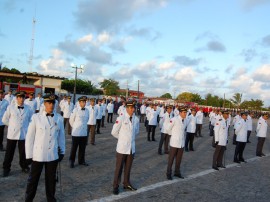 CADETES 32 270x202 - Governo divulga edital de seleção para Curso de Formação de Oficiais 2014