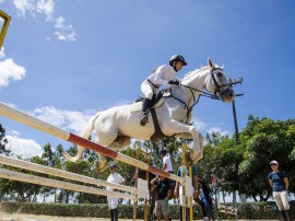 DIEGO NÓBREGA CENTRO HÍPICO GABRIELA BOLSA ATLETA 5 270x202 - Cavaleiro do Bolsa Atleta vence etapa do Circuito de Hipismo