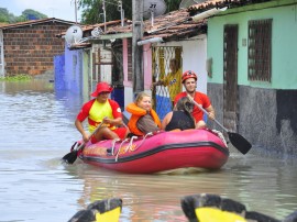 bombeiros e defesa civil areas de risco bairro sao jose foto jose lins (51)