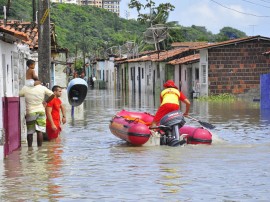 bombeiros e defesa civil areas de risco bairro sao jose foto jose lins (74)