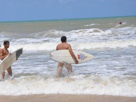 capeonato de surf naturista em tambaba foto vanivaldo ferreira 13 270x202 - Tambaba sedia Open de Surf Naturista neste fim de semana