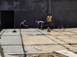 construção escolas tecnicas baieux e mangabeira_011