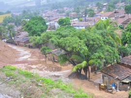 defesa civil bombeiros especionam areas de risco timbo foto kleide teixeira 93 270x202 - Defesa Civil estadual monitora áreas de risco em João Pessoa