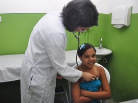 dra. priscilla leiteatendimento de saude em bayeux foto jose lins 8 270x202 - Profissionais do 'Mais Médicos' já atendem na Atenção Básica da Paraíba