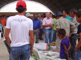 emater bernardino batista producao de feno 1 270x202 - Agricultores de Bernardino Batista são orientados para produzir feno