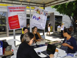 procom promove atendimento em mercado publico de mangabeira foto jose lins 48 270x202 - Procon esclarece dúvidas de consumidores no Mercado Público de Mangabeira