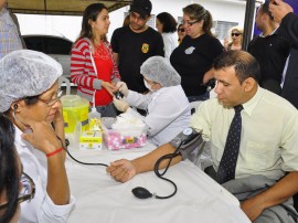 seap atendimento de saude no julia maranhao foto jose lins 73 270x202 - Agentes penitenciários recebem ação de saúde do Clementino Fraga