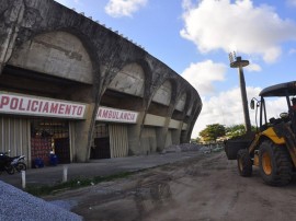 09.09.13 OBRAS ESTADIO ALMEIDAO FOTOS JOAO FRANCISCO 112 Cópia 270x202 - Investimentos no esporte passam dos R$ 70 milhões em três anos