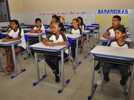 16.10.13 ricardo entrega escola em bananeiras fotos roberto guedes secom pb 4 270x202 - Bananeiras: Ricardo entrega escola e ônibus e anuncia reforma de hospital