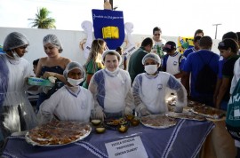 17.10.13 mostra alimentacao  escolar foto sergio cavalcante 14 270x178 - Escolas da rede estadual participam de Mostra de Alimentação Escolar