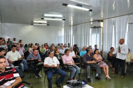 18.10.13 pesquisa embrapa proferes palestra sobre gestoin 3 270x179 - Criação da Anater é tema de palestra de pesquisador da Emprapa