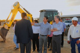 C GRANDE VISITA OBRAS IPC 2 270x179 - Ricardo inspeciona obras do Amigão e IPC em Campina Grande