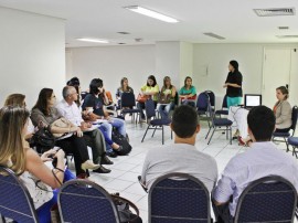 Encontro SES saúde do homem FOTO Ricardo Puppe1 270x202 - Governo inicia debate sobre saúde do homem com Gerências Regionais dos municípios