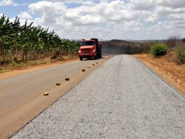 der estradas de boqueirao cabaceira e queimadas foto claudio goes 4 270x202 - Recuperação da rodovia entre Boqueirão e Cabaceiras está acelerada