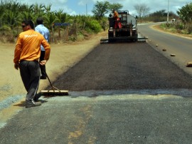 der estradas de boqueirao cabaceira e queimadas foto claudio goes 8 270x202 - Recuperação da rodovia entre Boqueirão e Cabaceiras está acelerada