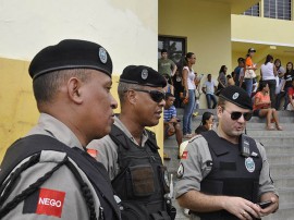 pm enem liceu5 270x202 - Polícia garante segurança e tranquilidade nas provas do Enem