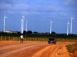 ricardo MATARACA ORDEM DE SERVICO foto jose lins 5 270x202 - Ricardo autoriza pavimentação de rodovia em Barra de Camaratuba