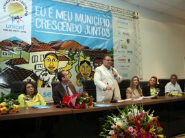 selo unicef foto francisco frança 42 270x202 - Rômulo participa do lançamento do selo Unicef e comemora redução da mortalidade infantil