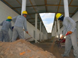 05.11.13 obras segundo lote canal acaua araçagi fotos roberto guedes 1071 270x202 - Governo inicia obras do lote 2 do Canal Acauã-Araçagi com 41 km