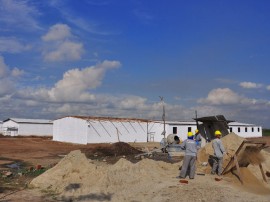 05.11.13 obras segundo lote canal acaua araçagi fotos roberto guedes 55 270x202 - Governo inicia obras do lote 2 do Canal Acauã-Araçagi com 41 km