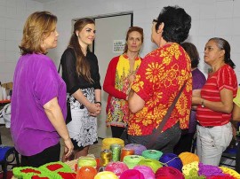 13.11.13 pamela visita curso artesanato11 270x202 - Artesanato paraibano é destaque em coleções de confecções no Sul do País