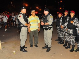 23.11.13 procissao n. sra. da penha segurança fotos roberto guedes 13 270x202 - Governo garante segurança e serviços de saúde na Romaria da Penha