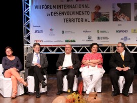 26.11.13 forum internacional desenvolvimento territorial cg foto Danilo Dantez 7 270x202 - Rômulo abre Fórum Internacional de Desenvolvimento Territorial