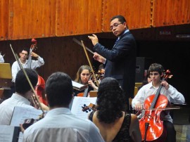 30.08.12 concerto orquestra sinfonica na Funesc fotos Roberto Guedes 7 270x202 - Orquestra Sinfônica Jovem faz concerto com temática voltada para a paz