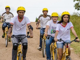 DIEGO NÓBREGA Bicicletas Governo do Estado Itabaiana 10 270x202 - Distribuição de bicicletas na zona rural reduz falta às aulas