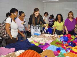 curso artesanato na funatec foto walter rafael 3 270x202 - Artesãs participam de capacitação sobre criação de peças em crochê