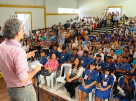 ricardo condominio cidade madura em cg foto jose marques 9 270x202 - Ricardo assina ordem de serviço de condomínio para idosos