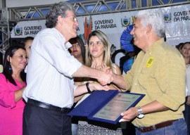 ricardo baia da traição 11 270x192 - Ricardo entrega escola e recebe homenagens na Baía da Traição