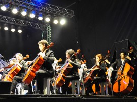 02.03.13 orquestra sinfonica jovem fotos roberto guedes secom pb 31 270x202 - Orquestra Sinfônica Jovem encerra temporada com Concerto de Natal