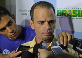 PERSONAGEM 1 FOTO Ricardo Puppe  270x192 - Governo recepciona 75 médicos cubanos no Aeroporto Castro Pinto