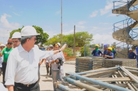 VISITA OBRAS VILA OLIMPICA 521 270x179 - Ricardo inspeciona obras nas áreas da educação, cultura e esporte