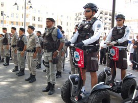 pm reforca policiamento em operacao no natal foto werneck moreno 3 270x202 - Polícias prendem 40 e apreendem 28 armas na Operação Réveillon