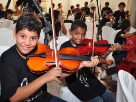 ricardo na apresentacao da ospb jovem prima no mosteiro de sao francisco foto francisco franca 4 270x202 - Novo polo do Prima leva formação musical à Bayeux