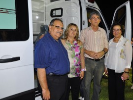 21.01.14 ricardo entrega ambulancia em serra da raiz fotos roberto guedes 25 270x202 - Ricardo entrega a primeira de 38 ambulâncias dentro do novo Pacto Social