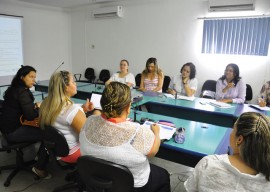 23.01.14 reuniao vacinacao hpv fotos antonio david 8 270x192 - Estado discute implantação de vacina contra HPV e inicia vacinação em março