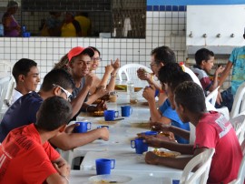 Colônia de Férias Raul Machado foto DIEGO NÓBREGA1 7 270x202 - Governo oferece colônia de férias em escola da capital